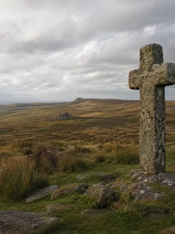 dartmoor granite crosses